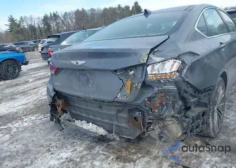 2015 Hyundai Genesis 3.8 z USA, uszkodzony, nr VIN KMHGN4JE0FU018688